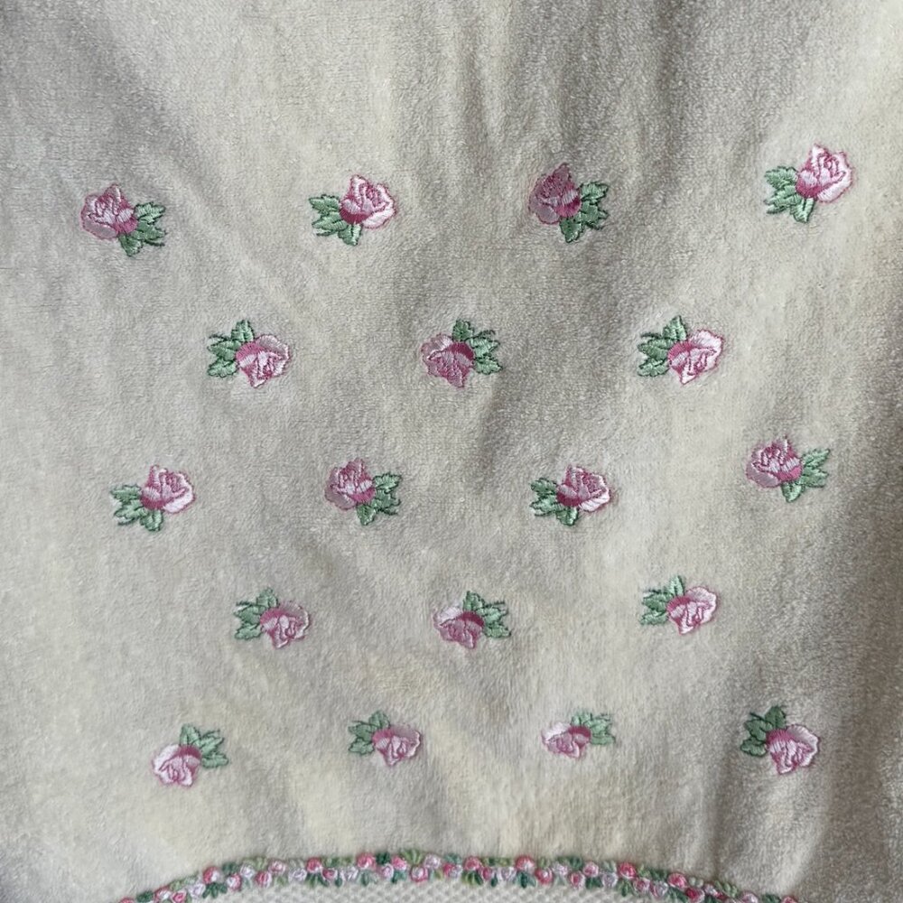 Two  big bath  towel yellow with pink flowers.